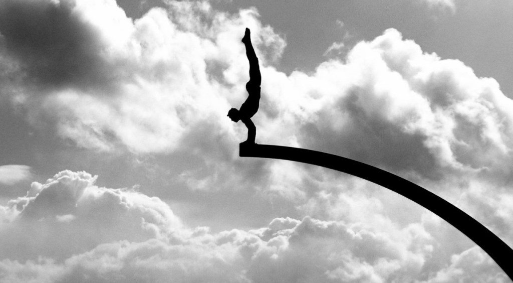 diving platform arc b&w